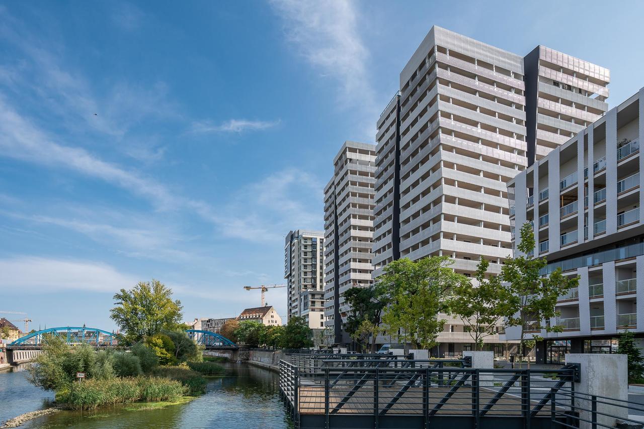 Rentplanet - Apartamenty Atal Tower Wroclaw Ngoại thất bức ảnh